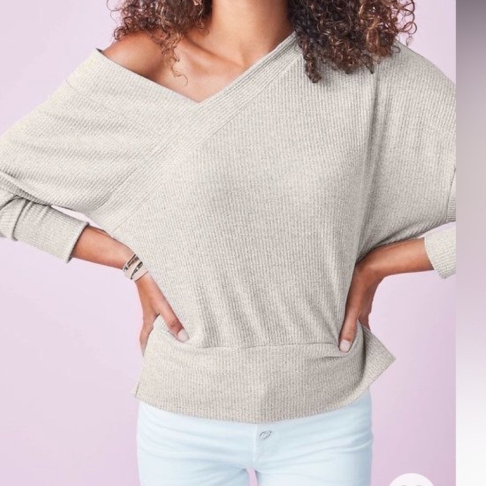 Stella & Dot asymmetrical v neck sweater size S